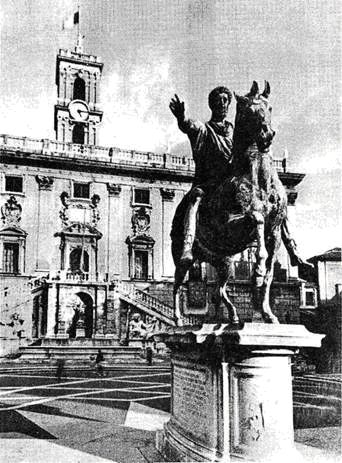 Konnaya_statuya_imperatora_Marka_Avreliya.jpg